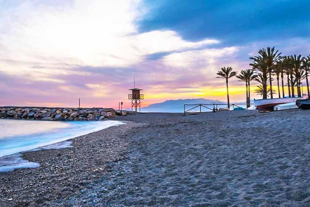 Precioso Piso Torrenueva Con Piscina Y Cerca Playa Apartment Luaran gambar